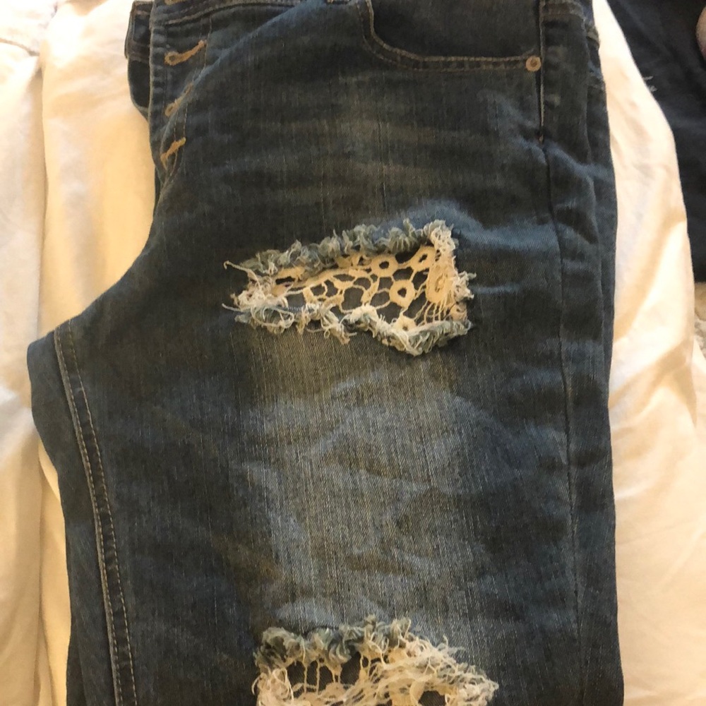 Rue 21 lace and distressed capris